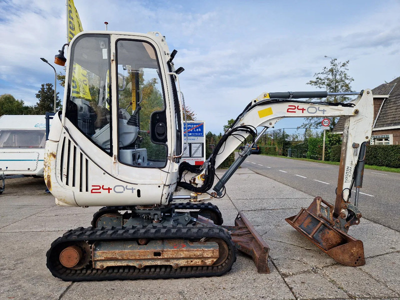 WACKER NEUSON 2404RD kan op een berghelling werken - Мини-экскаватор: фото 4 WACKER NEUSON 2404RD kan op een berghelling werken - Мини-экскаватор: фото 4