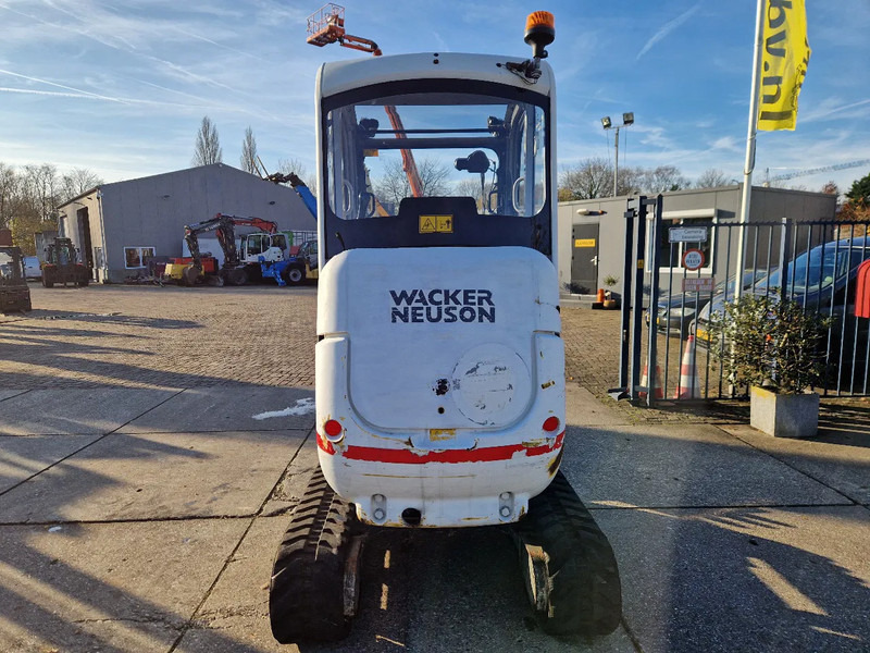 WACKER NEUSON 2404RD kan op een helling draaien - Мини-экскаватор: фото 4 WACKER NEUSON 2404RD kan op een helling draaien - Мини-экскаватор: фото 4