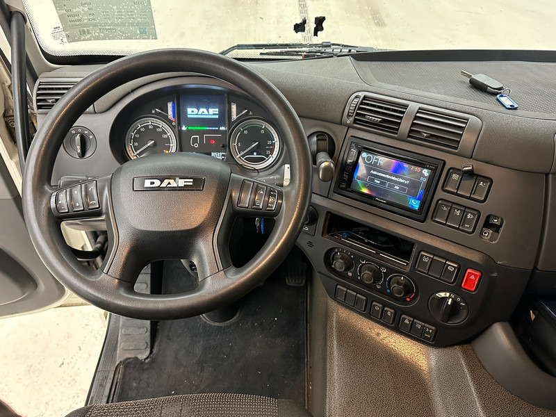 Грузовик с закрытым кузовом DAF CF 330 - 6x2: фото 11