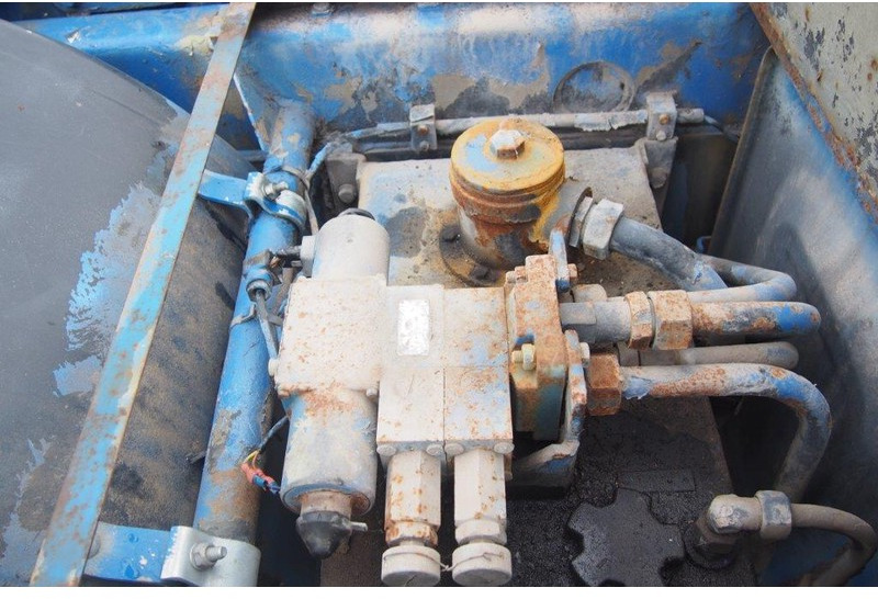 Терминальный тягач DAF RORO Terminal tractor TT13050H: фото 11 Терминальный тягач DAF RORO Terminal tractor TT13050H: фото 11