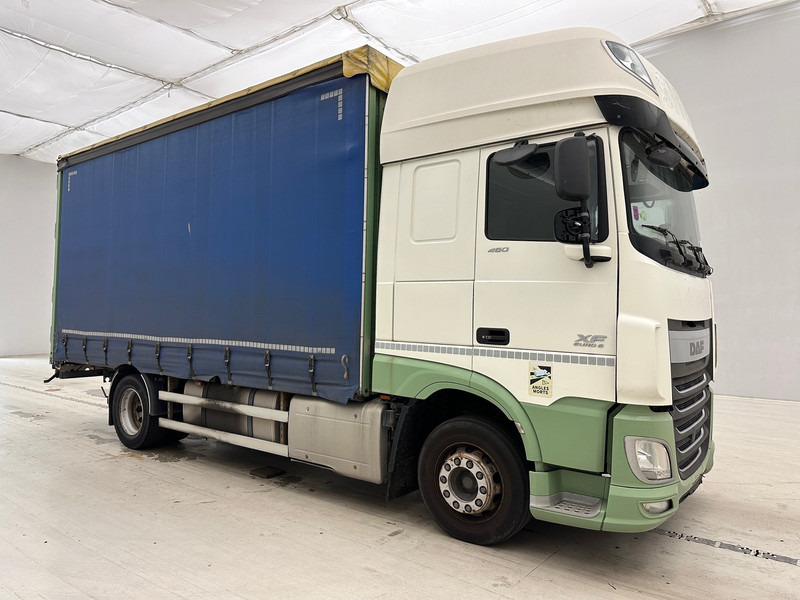DAF XF 460 Super Space Cab - Тентованный грузовик: фото 3 DAF XF 460 Super Space Cab - Тентованный грузовик: фото 3