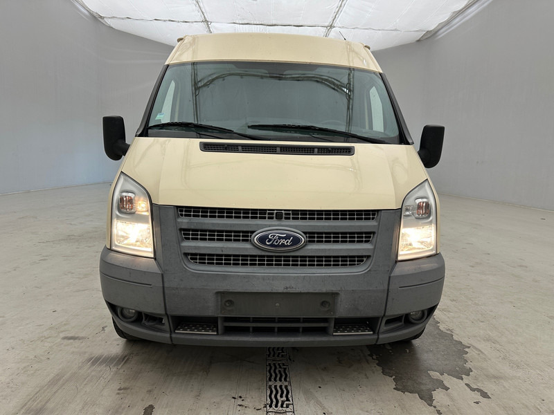 Ford Transit 125 - Цельнометаллический фургон: фото 2 Ford Transit 125 - Цельнометаллический фургон: фото 2