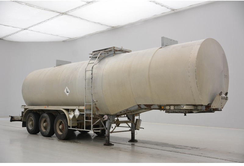 Fruehauf Bitumen tank trailer* - Полуприцеп-цистерна: фото 2 Fruehauf Bitumen tank trailer* - Полуприцеп-цистерна: фото 2
