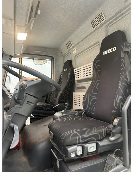 Тентованный грузовик Iveco Eurocargo 150E25: фото 9
