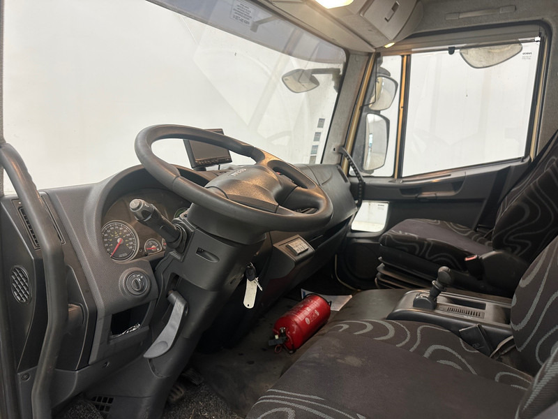 Тентованный грузовик Iveco Eurocargo 150E25: фото 8