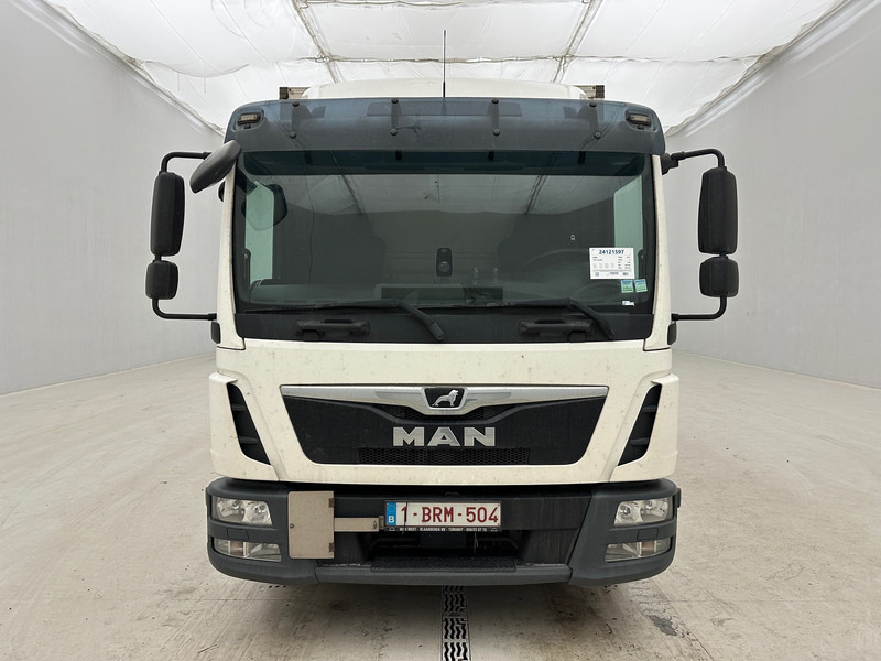 MAN TGL 12.220* - Грузовик с закрытым кузовом: фото 2 MAN TGL 12.220* - Грузовик с закрытым кузовом: фото 2