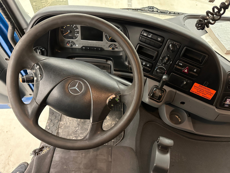 Грузовик-цистерна Mercedes-Benz Actros 2532 - 6x2: фото 7
