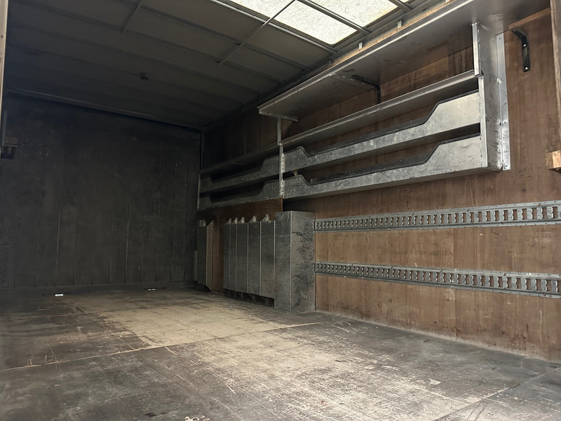 Грузовик с закрытым кузовом Mercedes-Benz Atego 1218: фото 8