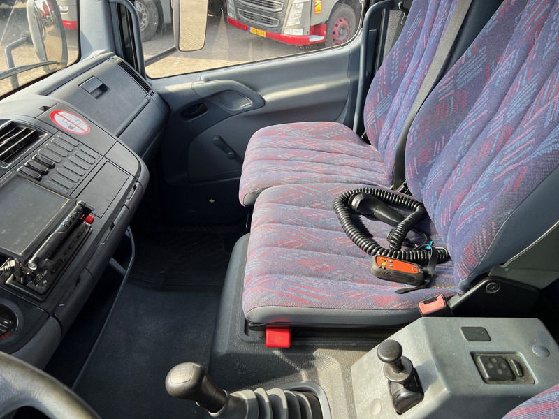 Автовоз Mercedes-Benz Atego 815: фото 7