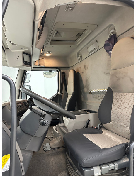 Грузовик-цистерна Для транспортировки топлива Renault Premium 280 DXi: фото 10 Грузовик-цистерна Для транспортировки топлива Renault Premium 280 DXi: фото 10