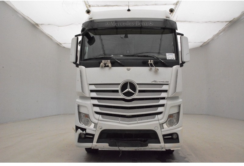 Mercedes-Benz Actros 2645 - 6x4 "NON-EU" - Тягач: фото 2 Mercedes-Benz Actros 2645 - 6x4 "NON-EU" - Тягач: фото 2