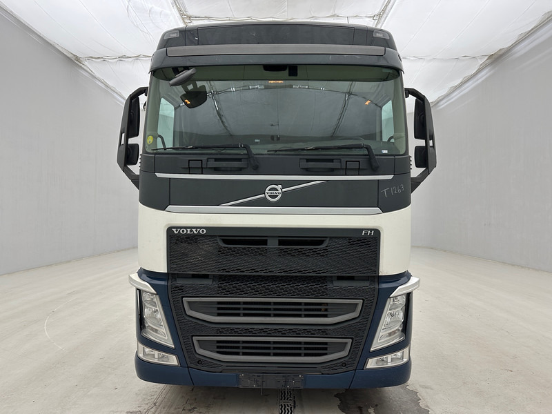 Volvo FH 420 Globetrotter - ADR - Тягач: фото 2 Volvo FH 420 Globetrotter - ADR - Тягач: фото 2