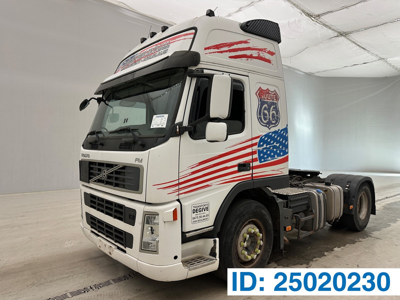 Тягач Volvo FM 440 Globetrotter - ADR: фото 1