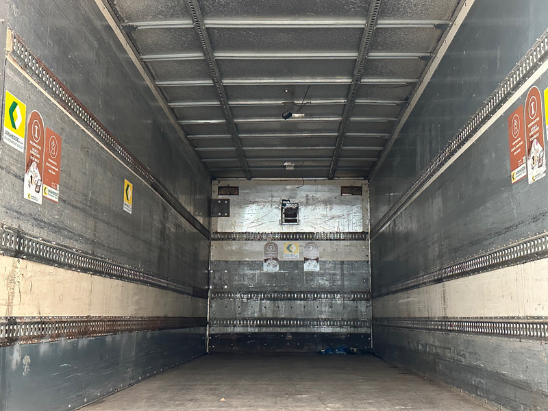 Volvo FE 300 - 6x2 - Грузовик с закрытым кузовом: фото 5 Volvo FE 300 - 6x2 - Грузовик с закрытым кузовом: фото 5