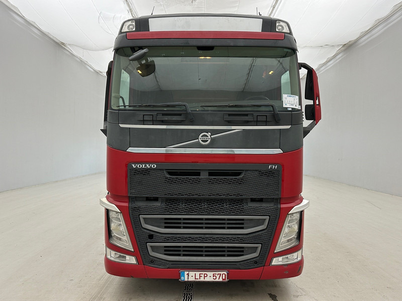 Volvo FH 420 Globetrotter - 6x2 - Тентованный грузовик: фото 2 Volvo FH 420 Globetrotter - 6x2 - Тентованный грузовик: фото 2