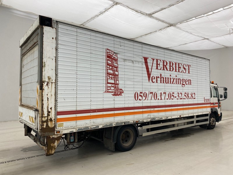 Volvo FL6.12* - Грузовик с закрытым кузовом: фото 4 Volvo FL6.12* - Грузовик с закрытым кузовом: фото 4