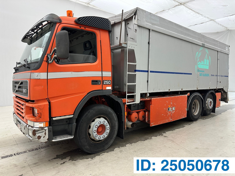 Volvo FM7.250 - 6x2 - Самосвал: фото 1 Volvo FM7.250 - 6x2 - Самосвал: фото 1