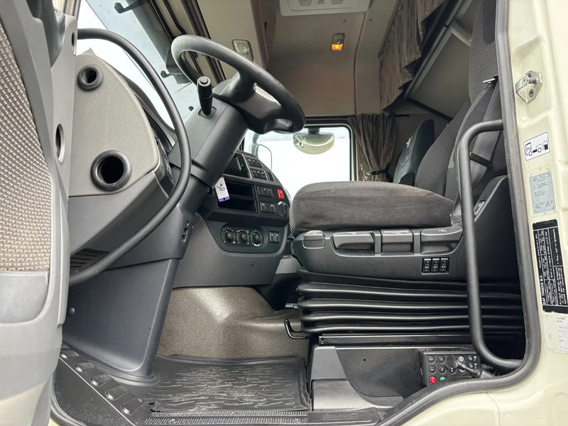 DAF XF 510 Spacecab Euro 6 Retarder - Тентованный грузовик: фото 5 DAF XF 510 Spacecab Euro 6 Retarder - Тентованный грузовик: фото 5