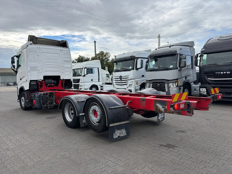 Volvo FH 500 6X2 Euro 6 - Грузовик-шасси: фото 3 Volvo FH 500 6X2 Euro 6 - Грузовик-шасси: фото 3