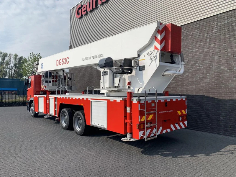 Mercedes-Benz Actros 3332 6X4 XCMG DG53C FIRE FIGTHING PLATFORM 53 METER - Грузовик: фото 3 Mercedes-Benz Actros 3332 6X4 XCMG DG53C FIRE FIGTHING PLATFORM 53 METER - Грузовик: фото 3