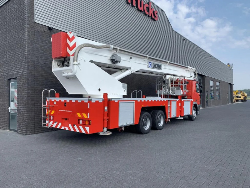 Mercedes-Benz Actros 3332 6X4 XCMG DG53C FIRE FIGTHING PLATFORM 53 METER - Грузовик: фото 5 Mercedes-Benz Actros 3332 6X4 XCMG DG53C FIRE FIGTHING PLATFORM 53 METER - Грузовик: фото 5