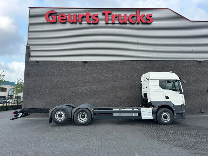 MAN TGS 26.520 6X2H-4 BL CH HYDRO DRIVE CHASSIS CABINE (NIEUW) - Грузовик-шасси: фото 4 MAN TGS 26.520 6X2H-4 BL CH HYDRO DRIVE CHASSIS CABINE (NIEUW) - Грузовик-шасси: фото 4
