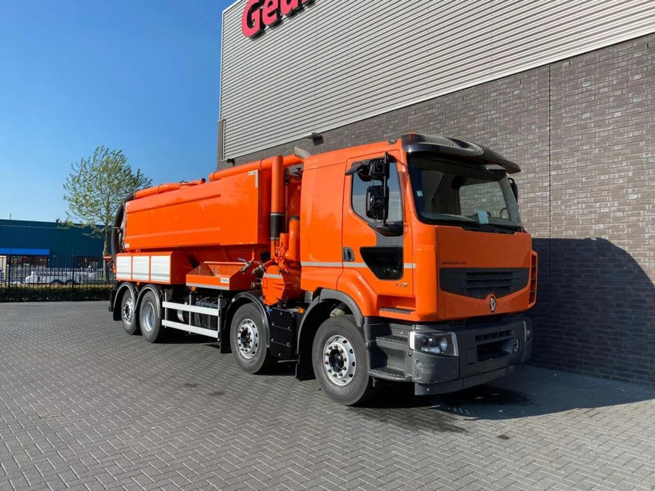 Renault Lander 430 8X2 STOKOTA VACUUM/HOGEDRUK /COMBI/KO - Ассенизатор: фото 5 Renault Lander 430 8X2 STOKOTA VACUUM/HOGEDRUK /COMBI/KO - Ассенизатор: фото 5