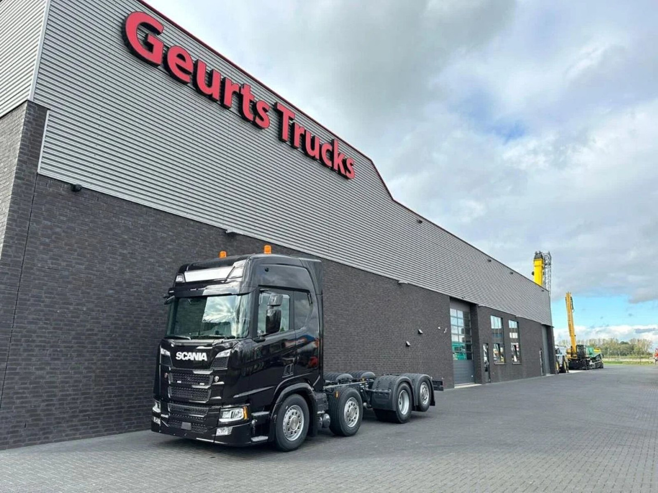 Scania R540 NGS 8X2 CHASSIS NIEUW/NEUE/NEW FULL OPTIONS - Грузовик-шасси: фото 2 Scania R540 NGS 8X2 CHASSIS NIEUW/NEUE/NEW FULL OPTIONS - Грузовик-шасси: фото 2
