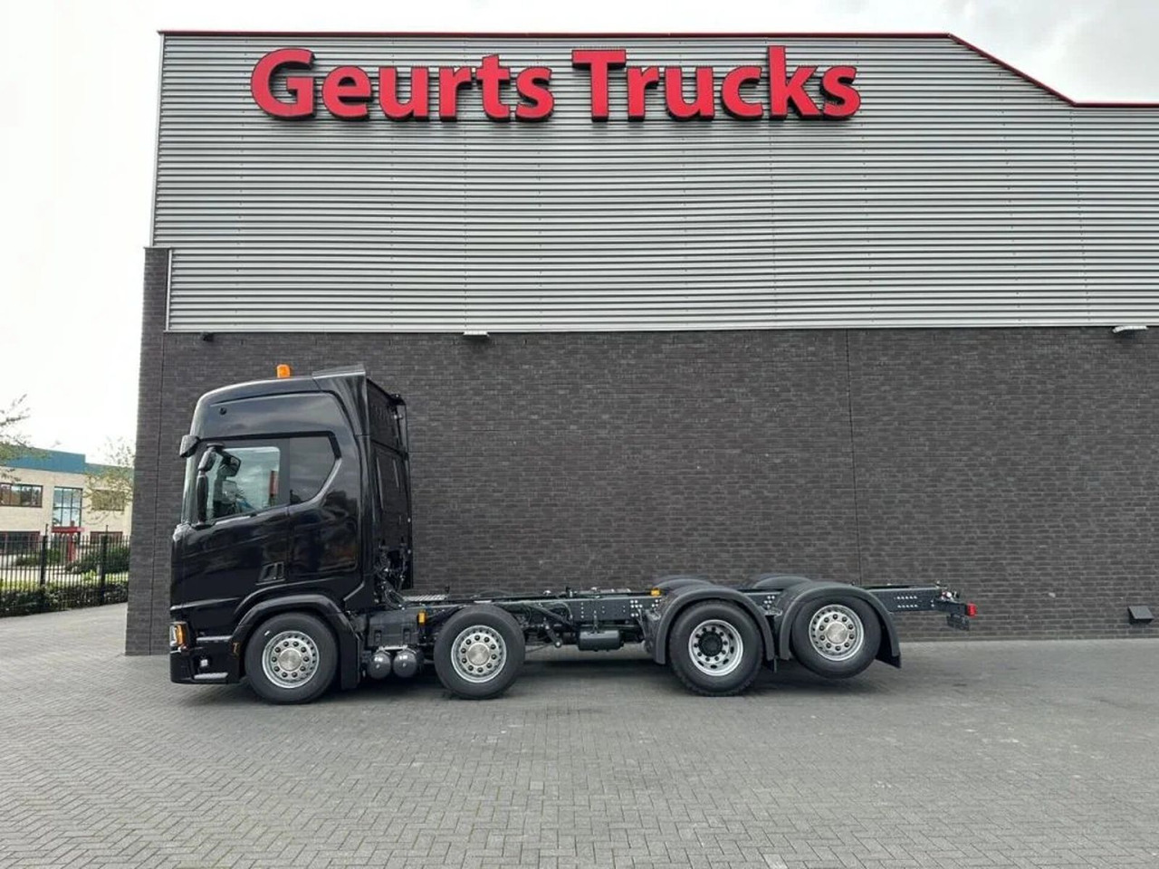 Scania R540 NGS 8X2 CHASSIS NIEUW/NEUE/NEW FULL OPTIONS - Грузовик-шасси: фото 1 Scania R540 NGS 8X2 CHASSIS NIEUW/NEUE/NEW FULL OPTIONS - Грузовик-шасси: фото 1