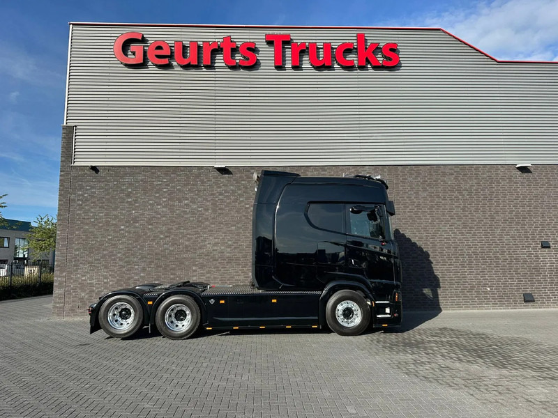 Scania S660 V8 6X2 LONGLINE SPECIAL INTERIOR BUFFL TREKKER MET HYDRAULIEK / SATTELZUG / TRACTOR UNIT / CAMIÓN - Тягач: фото 4 Scania S660 V8 6X2 LONGLINE SPECIAL INTERIOR BUFFL TREKKER MET HYDRAULIEK / SATTELZUG / TRACTOR UNIT / CAMIÓN - Тягач: фото 4