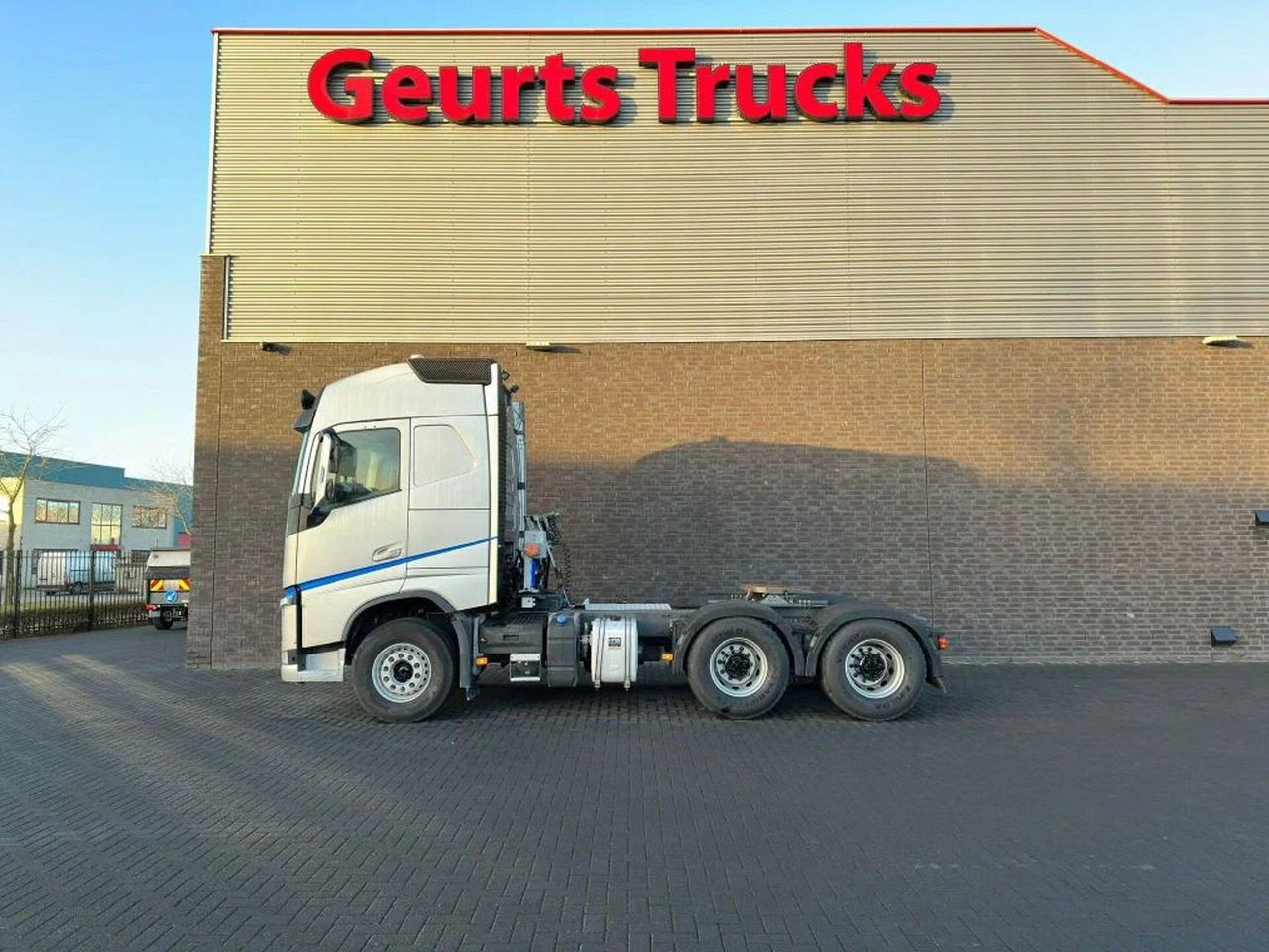 Volvo FH 460 6X4 TREKKER/TRACTOR/SZM EURO 6 HYDRAULIC - Тягач: фото 1 Volvo FH 460 6X4 TREKKER/TRACTOR/SZM EURO 6 HYDRAULIC - Тягач: фото 1