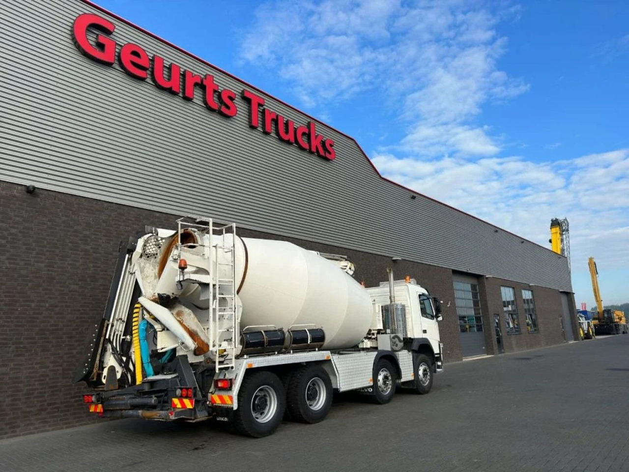 Volvo FM 410 8X4 + STETTER 9 M3 MIXER/MISCHER + THEAM - Автобетоносмеситель: фото 5 Volvo FM 410 8X4 + STETTER 9 M3 MIXER/MISCHER + THEAM - Автобетоносмеситель: фото 5