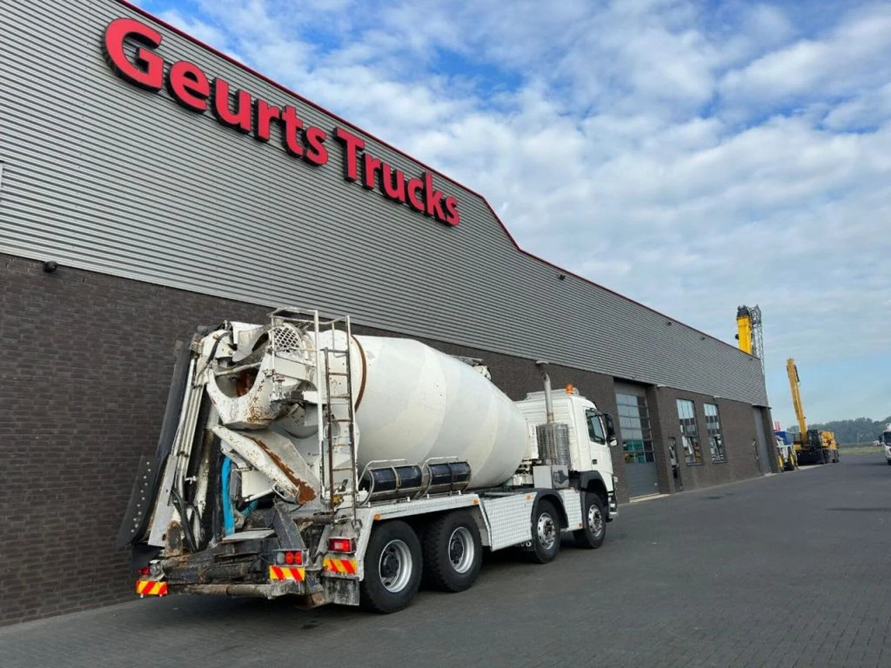Volvo FM 410 8X4 + STETTER 9 M3 MIXER/MISCHER + THEAM - Автобетоносмеситель: фото 5 Volvo FM 410 8X4 + STETTER 9 M3 MIXER/MISCHER + THEAM - Автобетоносмеситель: фото 5