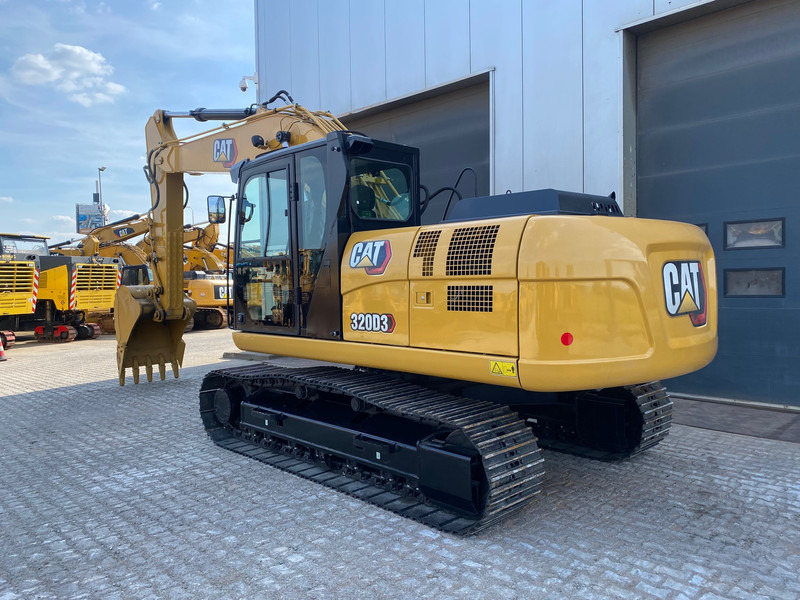 Caterpillar 320D3 - NEW / bucket with teeth / hammerlines - Гусеничный экскаватор: фото 3 Caterpillar 320D3 - NEW / bucket with teeth / hammerlines - Гусеничный экскаватор: фото 3
