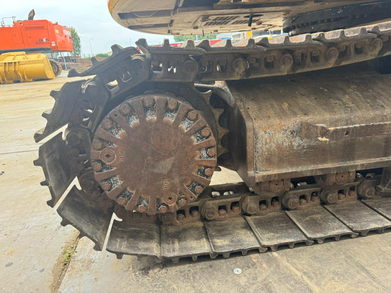 Гусеничный экскаватор Caterpillar 320E LRR: фото 17