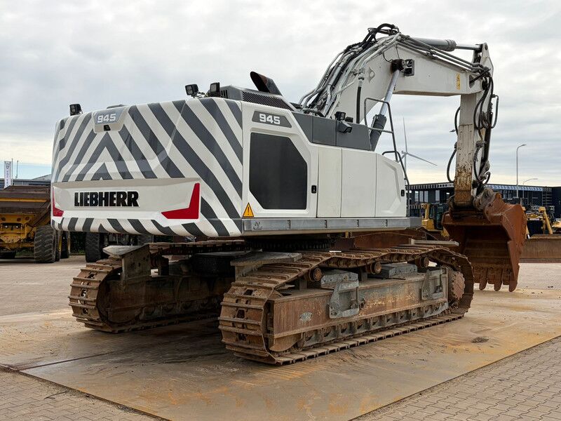 Liebherr R945 LCV (R944 / R946 / R950) - Гусеничный экскаватор: фото 5 Liebherr R945 LCV (R944 / R946 / R950) - Гусеничный экскаватор: фото 5