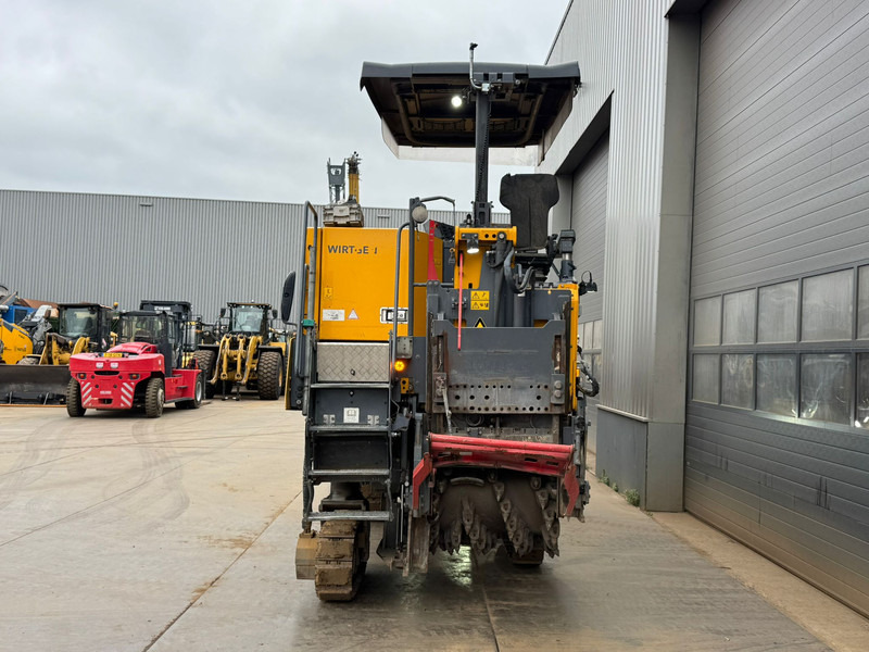 Асфальтоукладочная техника Wirtgen W100CFI: фото 8