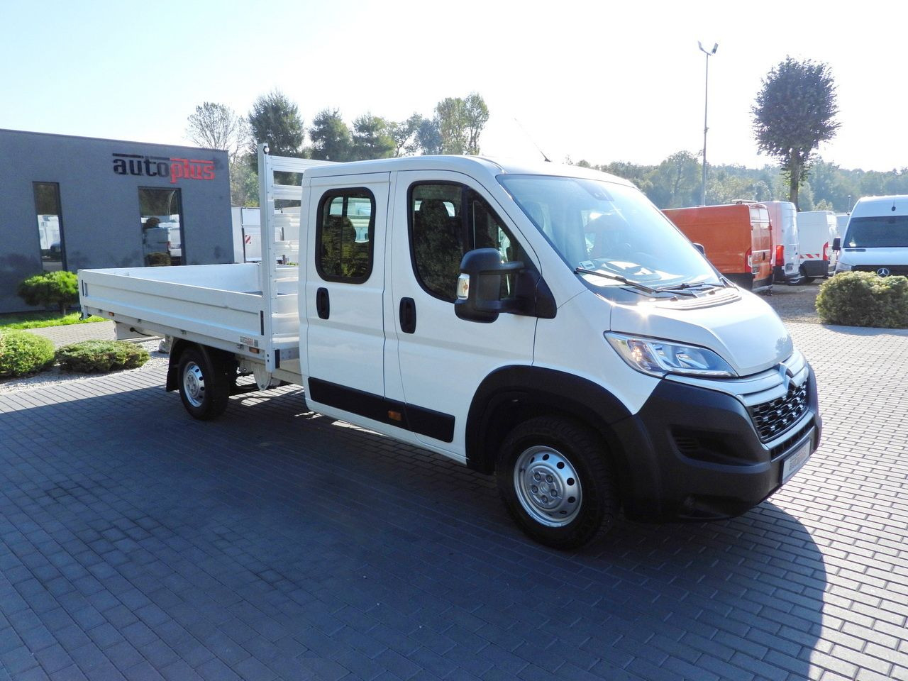 CITROEN JUMPER STAKE BODY DOUBLE CABIN DOKA 7 SEATS PNEUMATICS AIR CONDITIONING 140HP - Малотоннажный бортовой грузовик: фото 4 CITROEN JUMPER STAKE BODY DOUBLE CABIN DOKA 7 SEATS PNEUMATICS AIR CONDITIONING 140HP - Малотоннажный бортовой грузовик: фото 4
