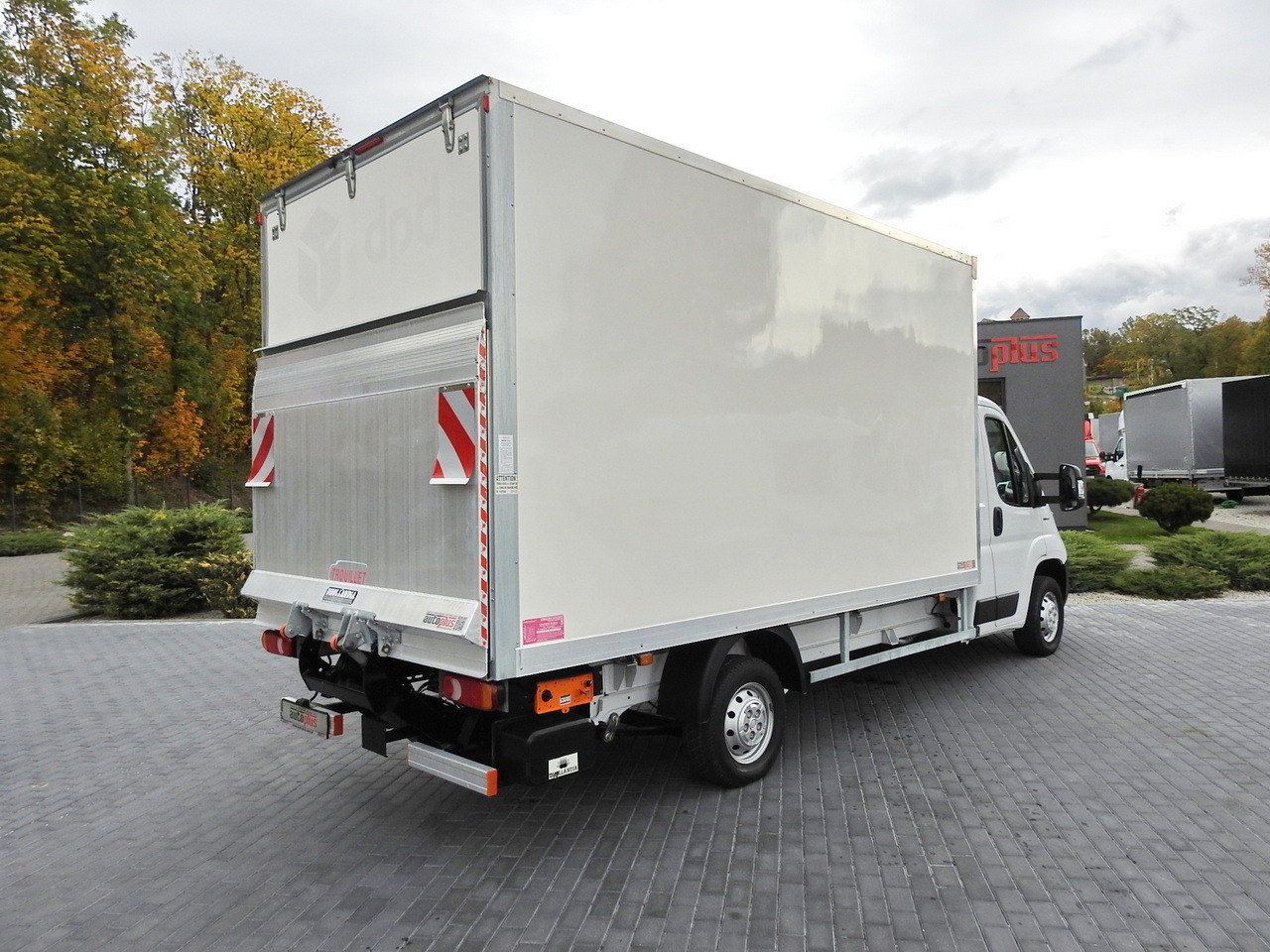 FIAT DUCATO BOX LIFT 8 PALLETS CRUISE CONTROL NAVIGATION AIR CONDITIONING LED LIGHTS 130HP - Фургон с закрытым кузовом: фото 3 FIAT DUCATO BOX LIFT 8 PALLETS CRUISE CONTROL NAVIGATION AIR CONDITIONING LED LIGHTS 130HP - Фургон с закрытым кузовом: фото 3