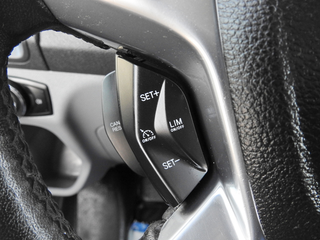 Фургон с закрытым кузовом FORD TRANSIT  BOX LIFT 8 PALLETS CRUISE CONTROL LED LIGHTS TWIN WHEELS AIR CONDITIONING  170HP: фото 32