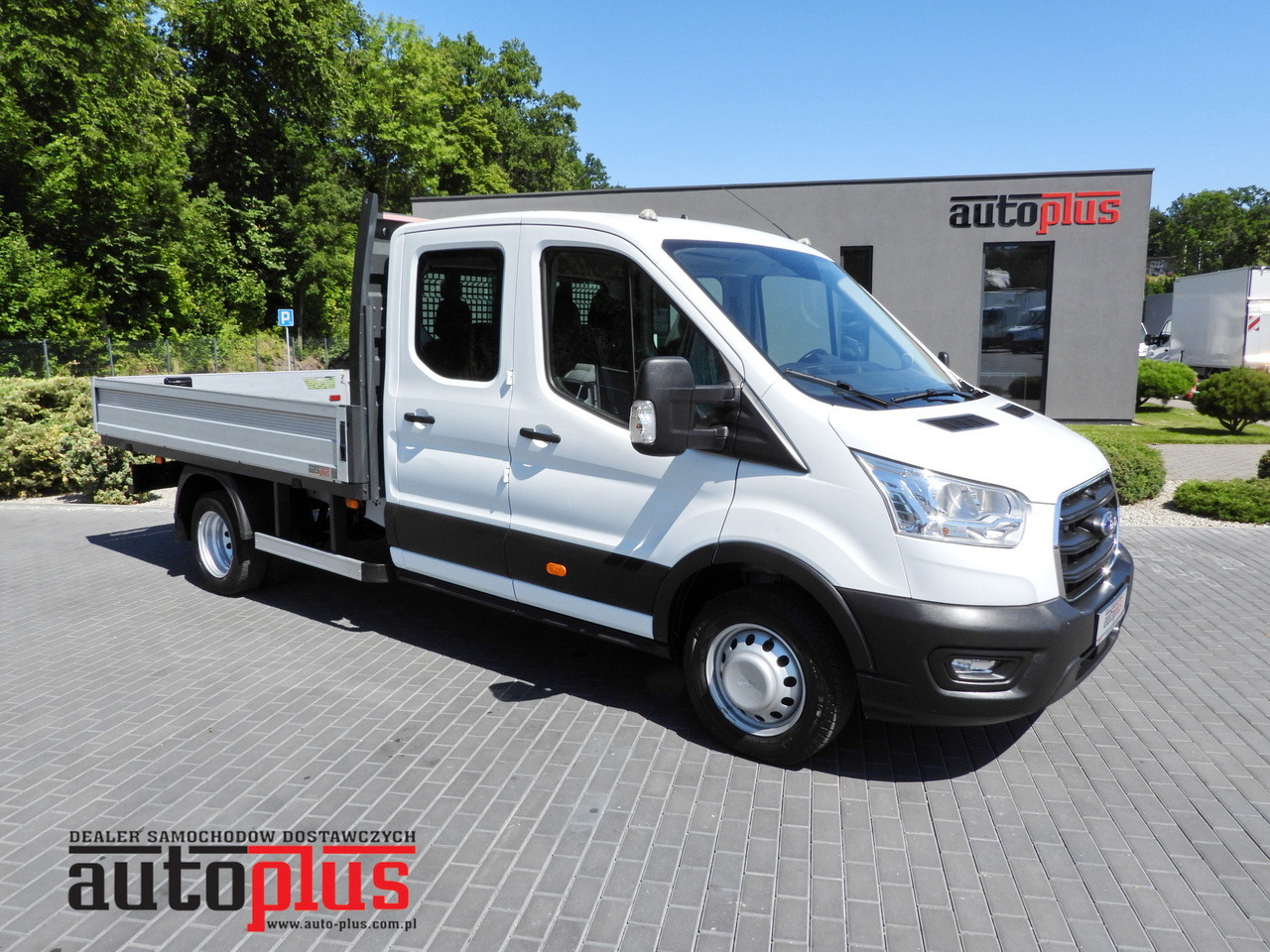 FORD TRANSIT STAKE BODY DOUBLE CABIN DOKA 7 SEATS TWIN WHEELS AIR CONDITIONING 130HP - Грузопассажирский фургон: фото 1 FORD TRANSIT STAKE BODY DOUBLE CABIN DOKA 7 SEATS TWIN WHEELS AIR CONDITIONING 130HP - Грузопассажирский фургон: фото 1