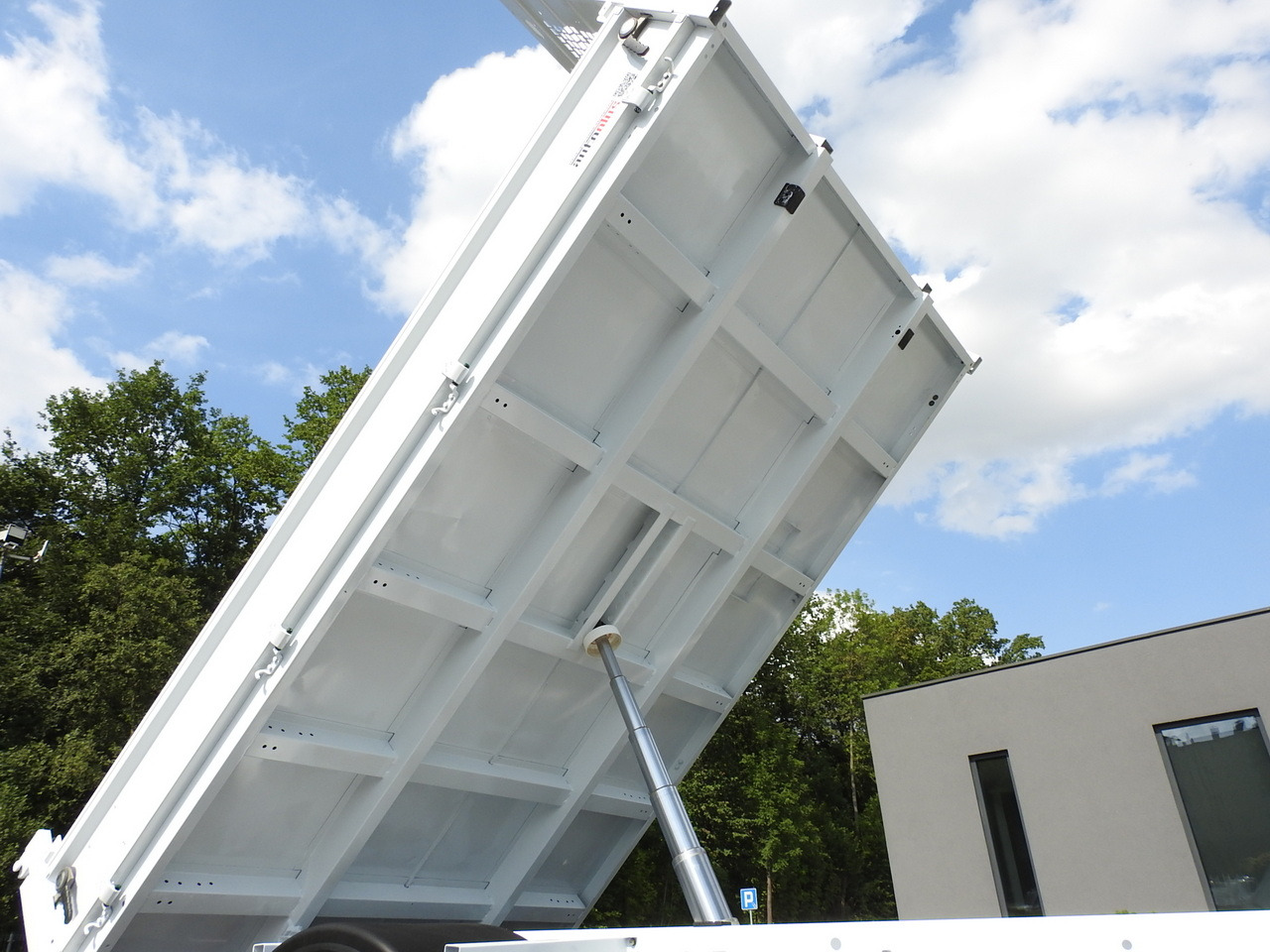 Малотоннажный самосвал FORD TRANSIT TIPPER CRUISE CONTROL AIR CONDITIONING TWIN WHEELS  170HP: фото 23