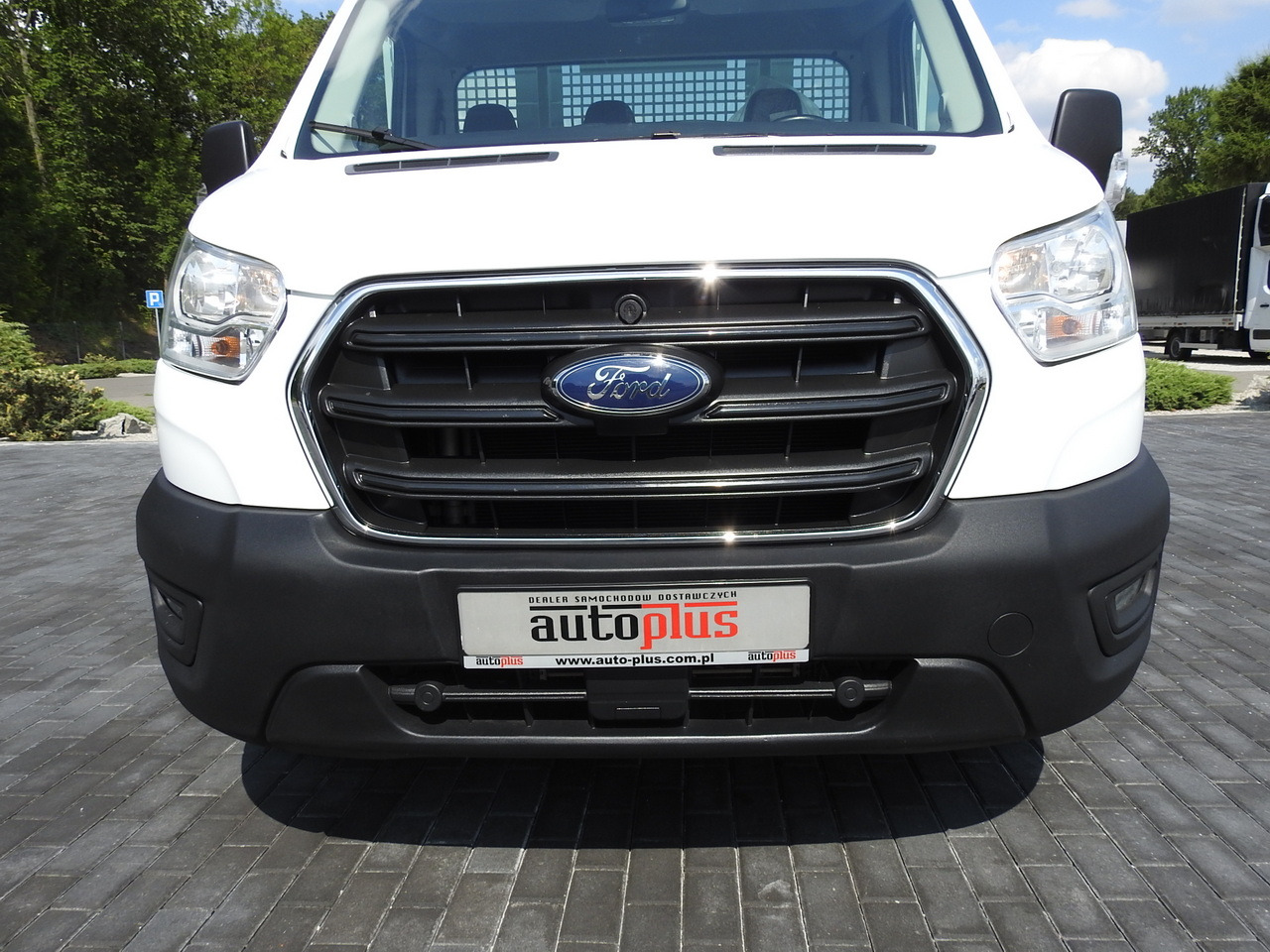 Малотоннажный самосвал FORD TRANSIT TIPPER CRUISE CONTROL AIR CONDITIONING TWIN WHEELS  170HP: фото 14