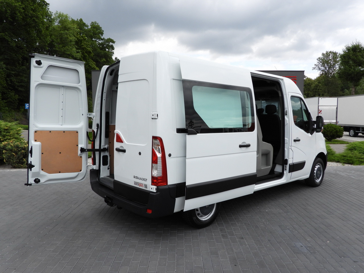 RENAULT MASTER CRUISE CONTROL AIR CONDITIONING 110HP - Фургон: фото 3 RENAULT MASTER CRUISE CONTROL AIR CONDITIONING 110HP - Фургон: фото 3