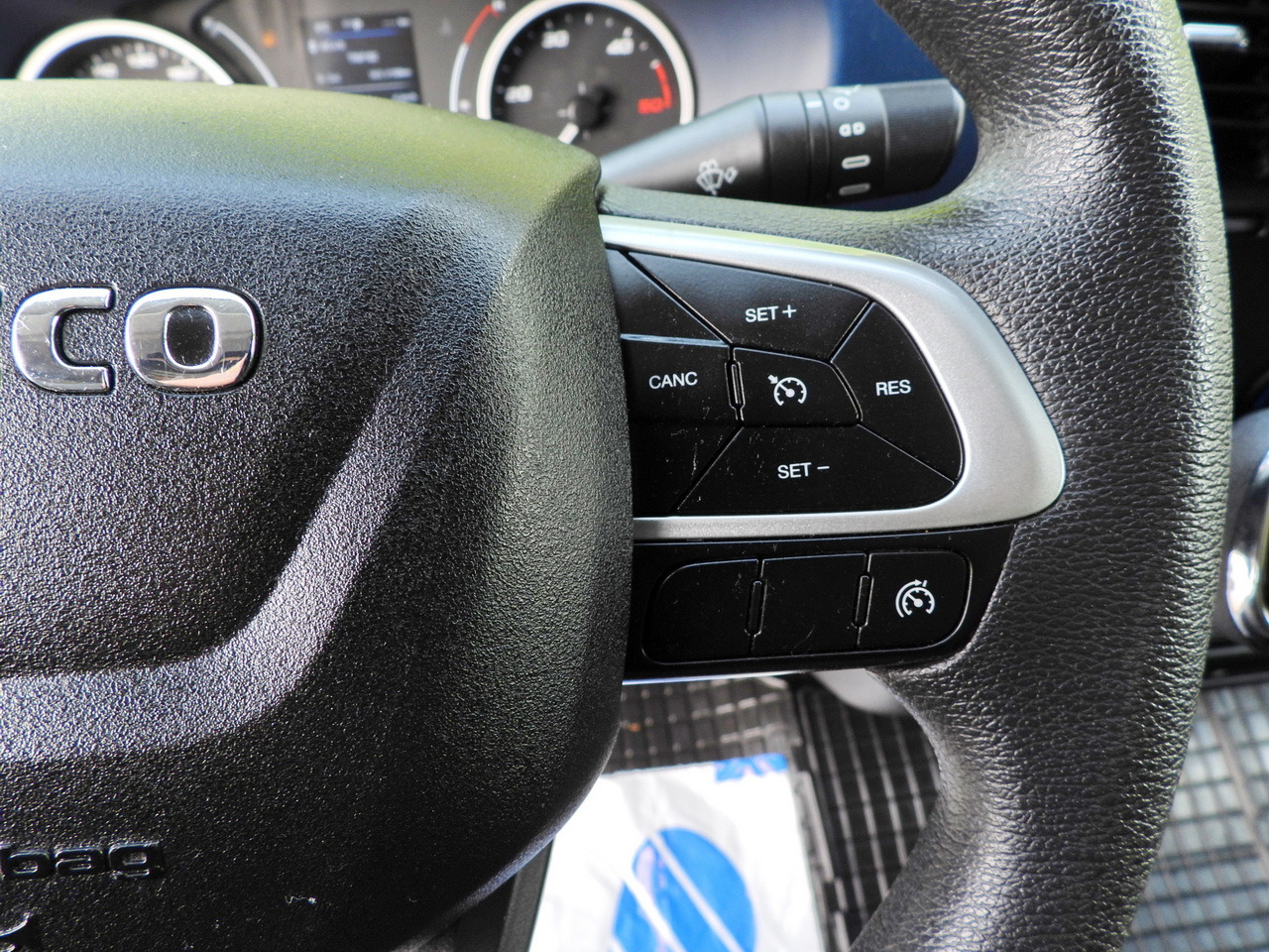 Фургон-рефрижератор IVECO DAILY 35S14 REFRIGERATOR VAN -10*C POWER SUPPLY 230V CRUISE CONTROL AUTOMATIC TRANSMISSION HI-MATIC AIR CONDITIONING  140HP: фото 39