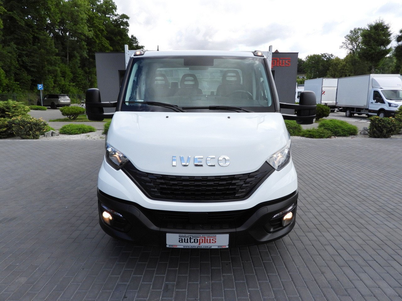 IVECO DAILY 35S16 STAKE BODY 10 PALLETS CRUISE CONTROL AIR CONDITIONING 160HP - Малотоннажный бортовой грузовик: фото 5 IVECO DAILY 35S16 STAKE BODY 10 PALLETS CRUISE CONTROL AIR CONDITIONING 160HP - Малотоннажный бортовой грузовик: фото 5