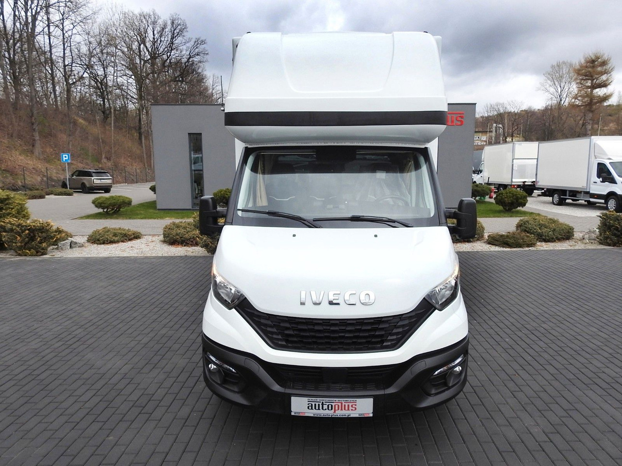 Iveco DAILY 35S18 PRITSCHE PLANE 10 PALETTEN WEBASTO - Тентованный фургон: фото 5 Iveco DAILY 35S18 PRITSCHE PLANE 10 PALETTEN WEBASTO - Тентованный фургон: фото 5