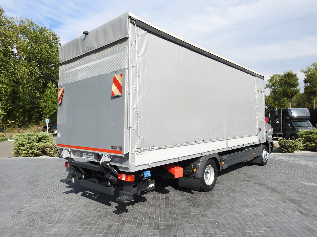 MERCEDES ATEGO 1221 TARPAULIN LIFT 16 PALLETS WEBASTO AIR CONDITIONING PNEUMATICS TWIN WHEELS 230HP - Тентованный грузовик: фото 3 MERCEDES ATEGO 1221 TARPAULIN LIFT 16 PALLETS WEBASTO AIR CONDITIONING PNEUMATICS TWIN WHEELS 230HP - Тентованный грузовик: фото 3