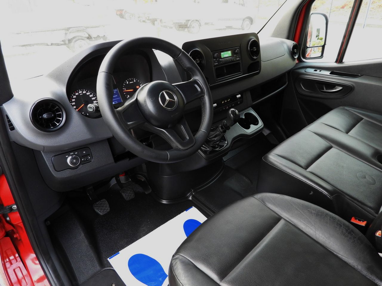 MERCEDES SPRINTER 316 STAKE BODY DOUBLE CABIN DOKA 7 SEATS AIR CONDITIONING 160HP - Грузопассажирский фургон: фото 2 MERCEDES SPRINTER 316 STAKE BODY DOUBLE CABIN DOKA 7 SEATS AIR CONDITIONING 160HP - Грузопассажирский фургон: фото 2