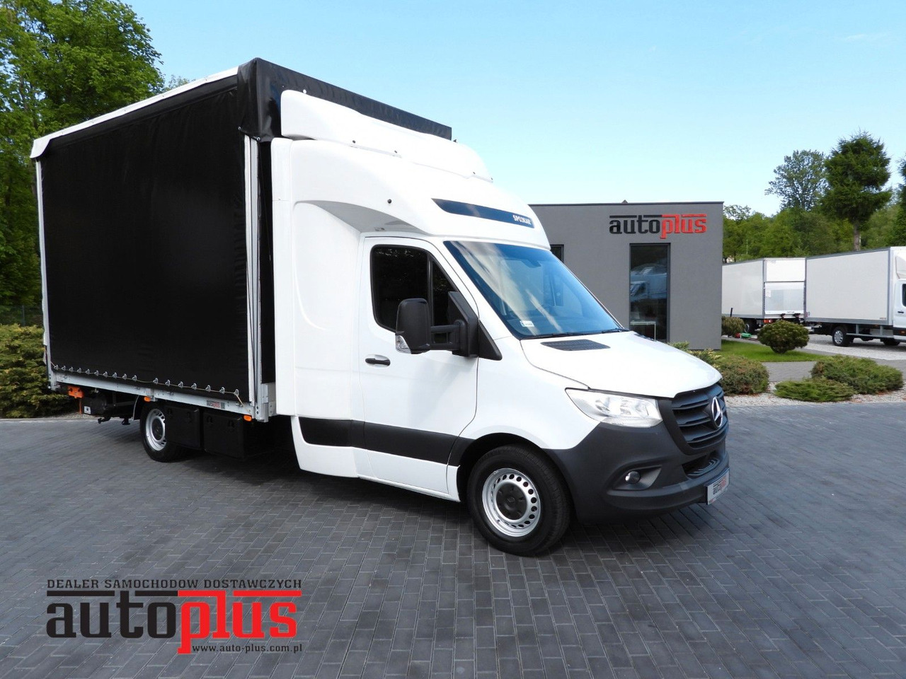 Mercedes-Benz SPRINTER 316 PRITSCHE PLANE AUFZUG 10 PALETTEN - Тентованный фургон, Грузопассажирский фургон: фото 1 Mercedes-Benz SPRINTER 316 PRITSCHE PLANE AUFZUG 10 PALETTEN - Тентованный фургон, Грузопассажирский фургон: фото 1
